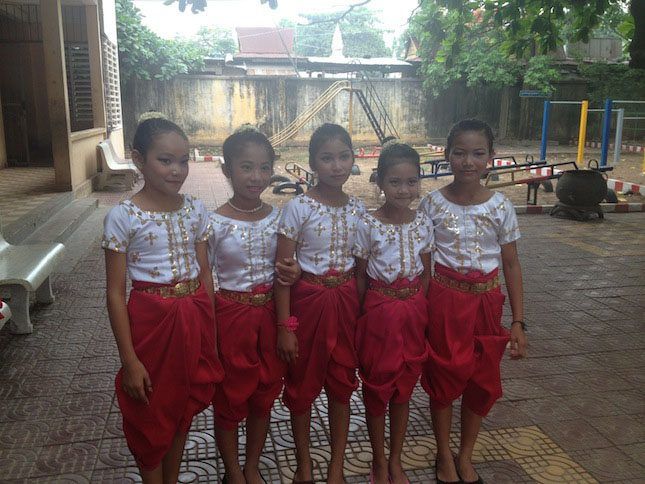 Velcro_Industries_Cambodian_Childrens_Fund_Girls
