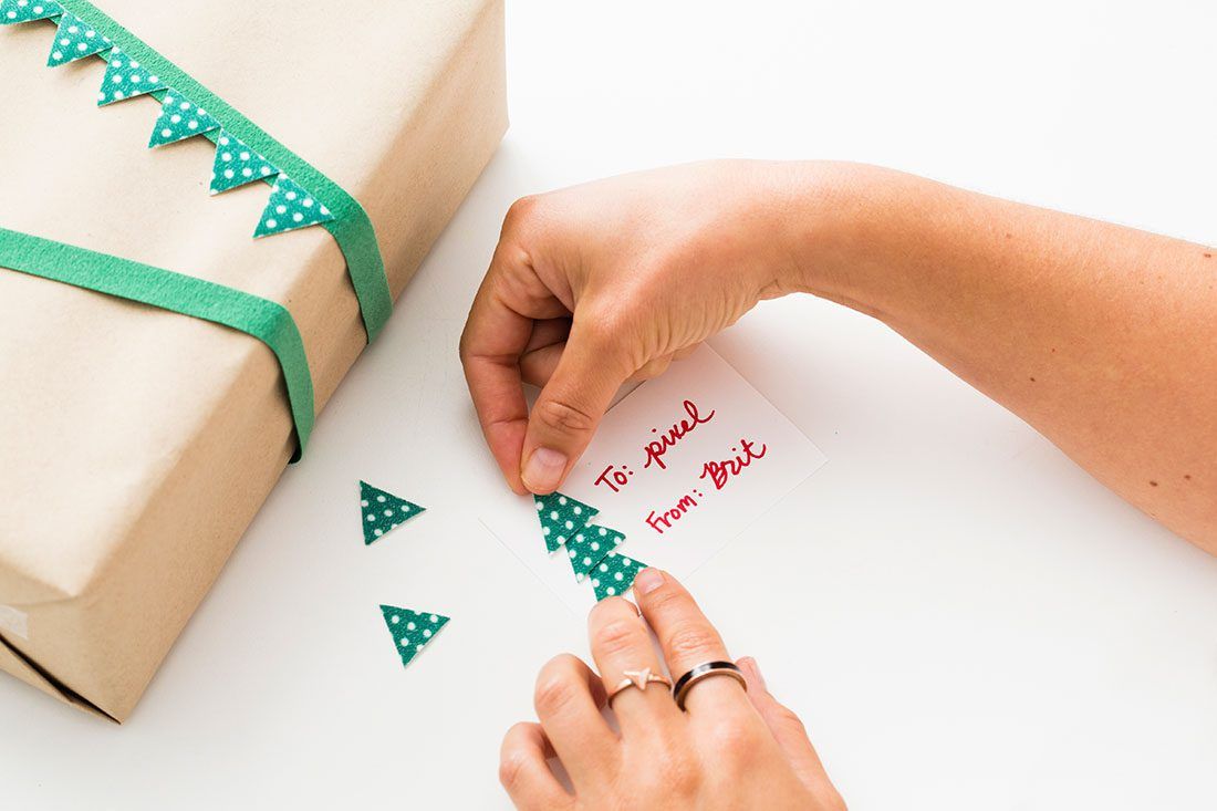 7 Easy Ways to Make Gift Toppers That Pop