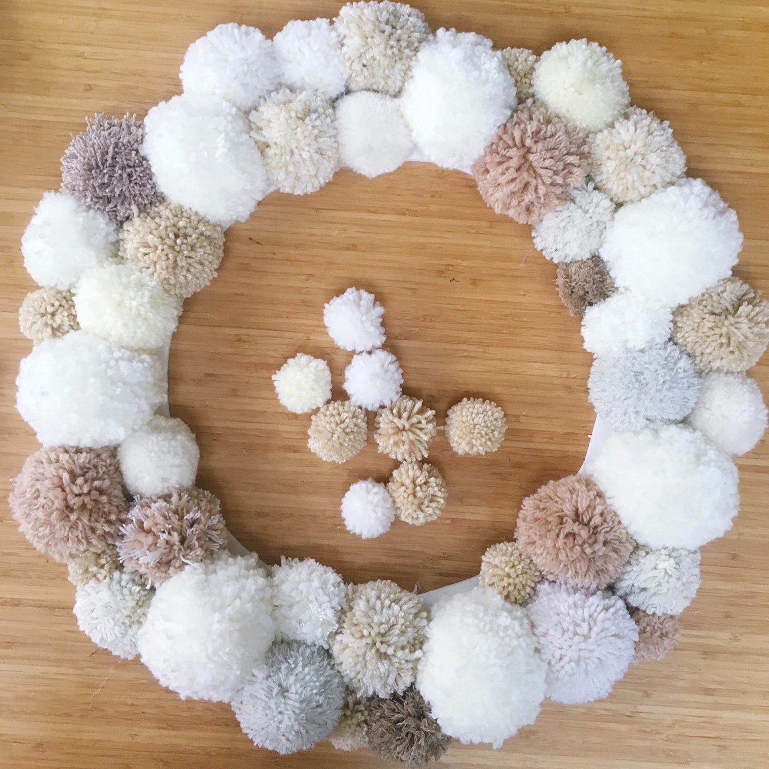 Christmas Pom Pom Wreath with VELCRO® Brand 