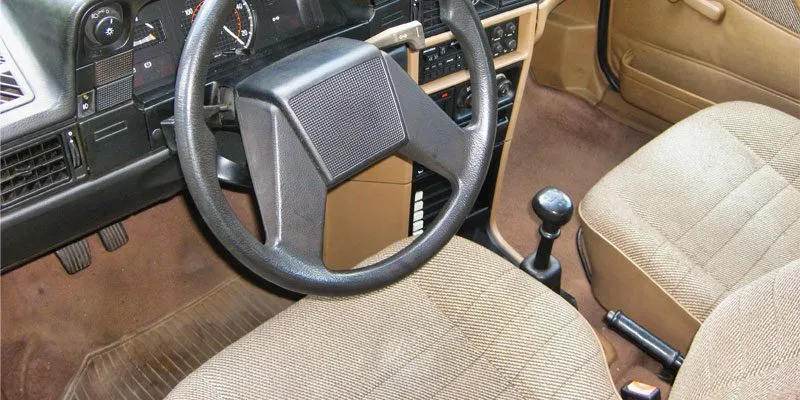 1980's-ô-tô-chỗ-800-x-400