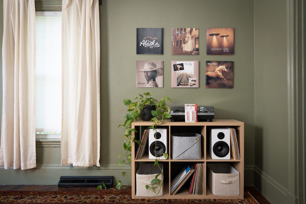 How to Hang Vinyl Records on the Wall after